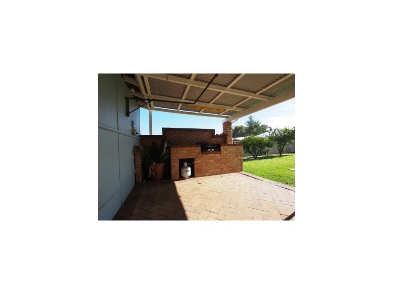 15 Herald Street, Narrogin WA 6312