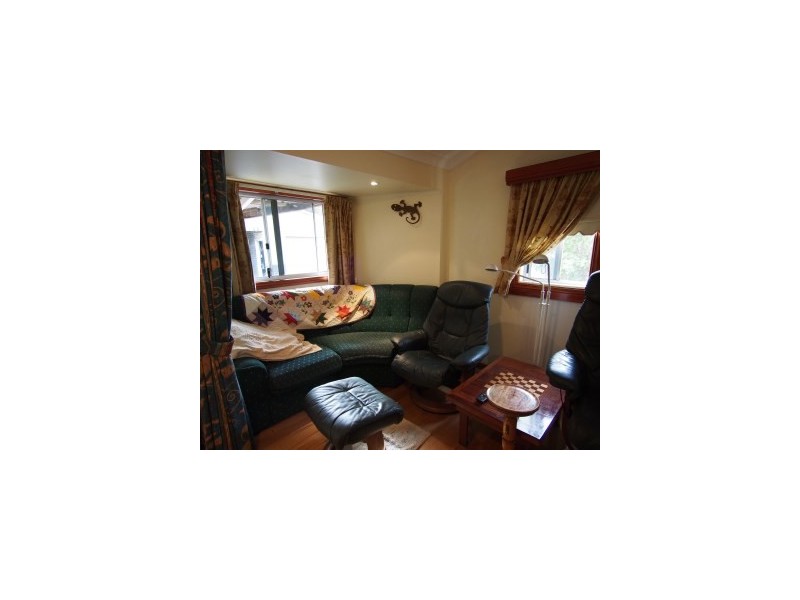 18 Buckby Road, Harvey WA 6220