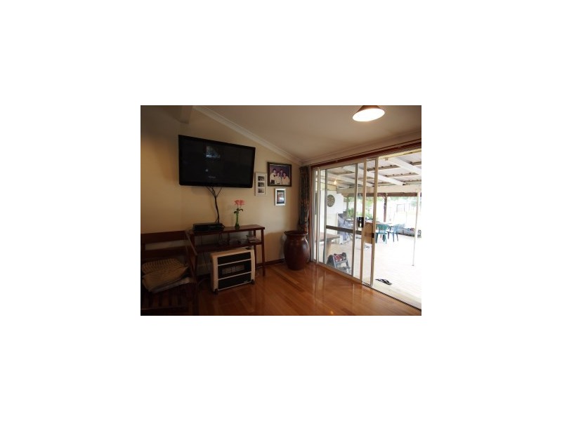 18 Buckby Road, Harvey WA 6220