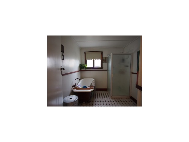 18 Buckby Road, Harvey WA 6220