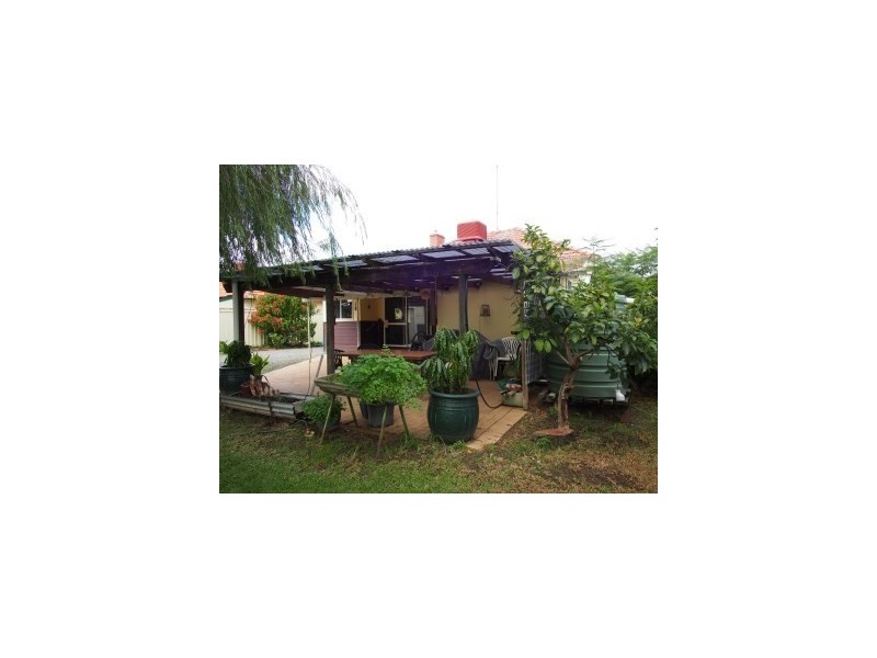 18 Buckby Road, Harvey WA 6220