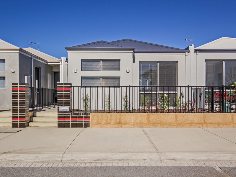 28 Cavendish Boulevard, Wellard WA 6170