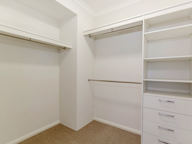 13/2 Louvre Way, Baldivis WA 6171