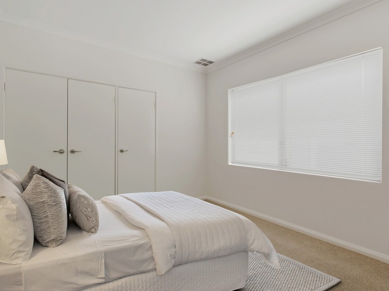 13/2 Louvre Way, Baldivis WA 6171