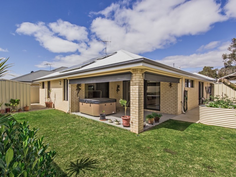 14 Valour Bend, Baldivis WA 6171