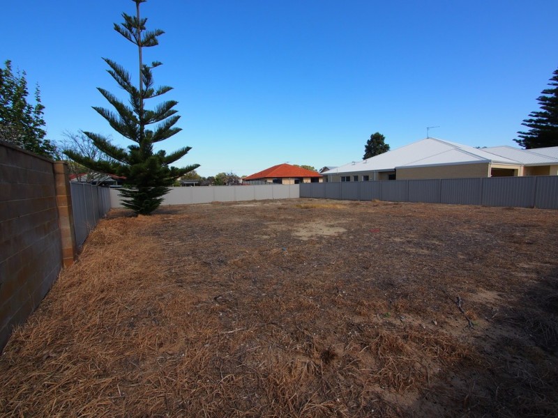19A Thomas Street, Safety Bay WA 6169