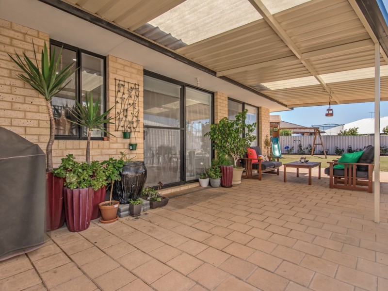 42 Tryall Avenue, Port Kennedy WA 6172