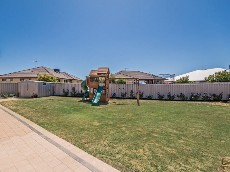 42 Tryall Avenue, Port Kennedy WA 6172
