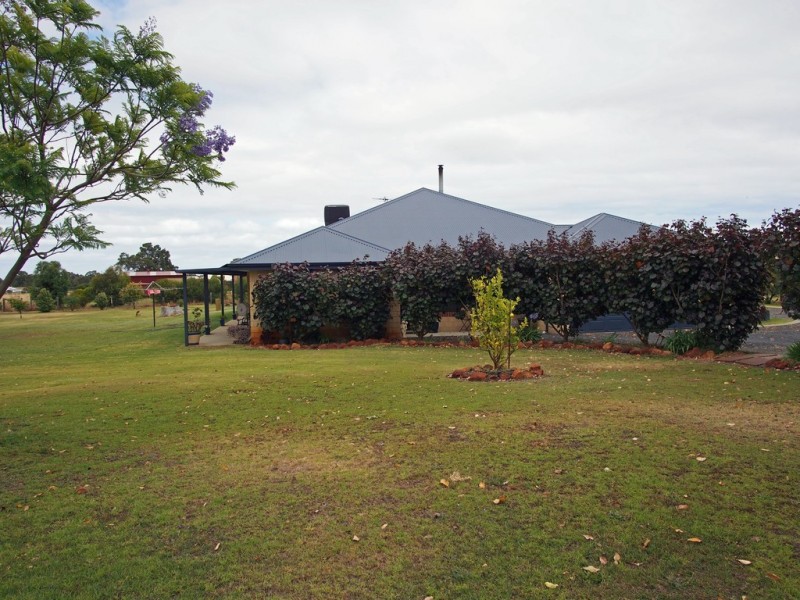 7 Chidlow Way, Roelands WA 6226