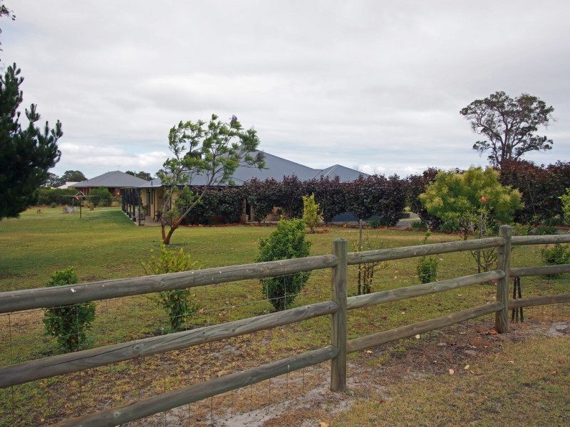 7 Chidlow Way, Roelands WA 6226