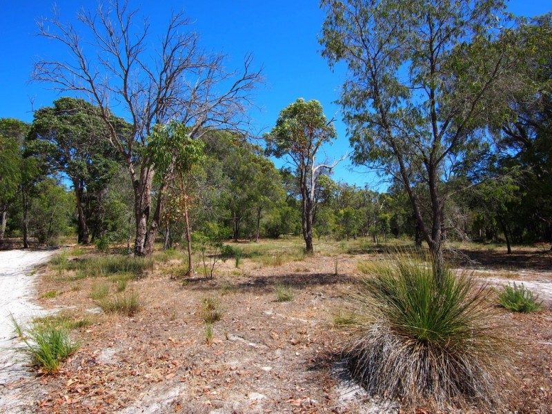26 Caprigardi Court, Quedjinup WA 6281