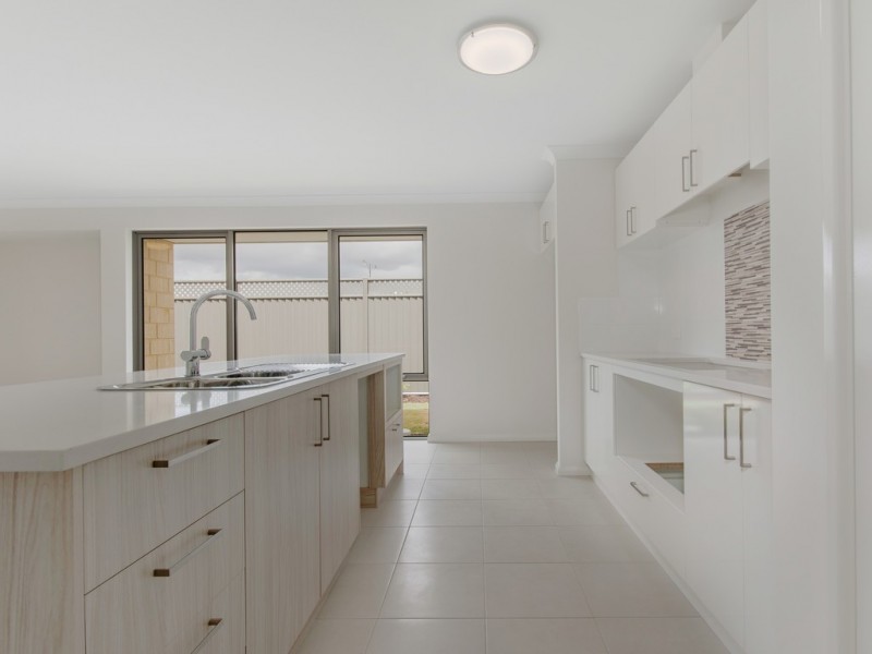 12 Edmonton Loop, Baldivis WA 6171