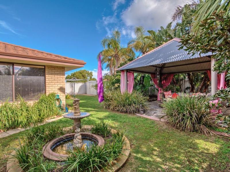 16 Aldinga Place, Waikiki WA 6169