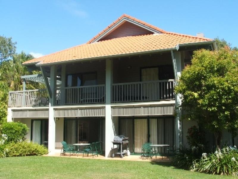 Unit 1458/ Cascade Condominiums, Laguna Quays QLD 4800