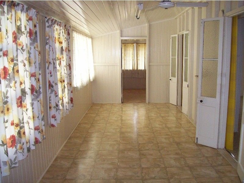 16 Faust Street, Proserpine QLD 4800