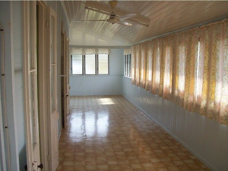 16 Faust Street, Proserpine QLD 4800