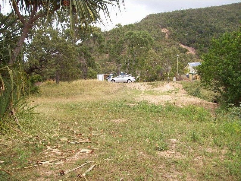 88 Gloucester Avenue, Hideaway Bay QLD 4800