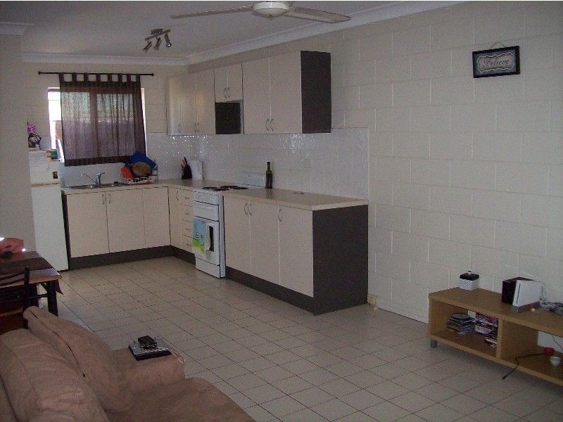 5/15 Hinschen Street, Proserpine QLD 4800