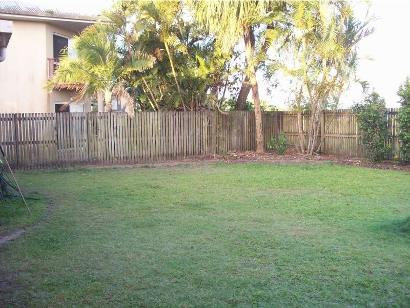 4/10 Gardenia Street, Proserpine QLD 4800