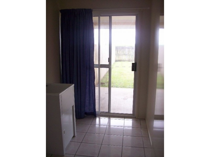 1/8 Gardenia Street, Proserpine QLD 4800