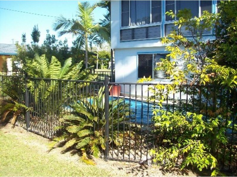 14 Peters Avenue, Midge Point QLD 4799