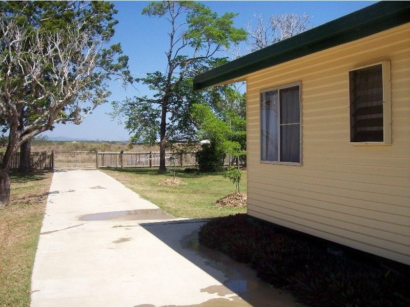 17 Dudley Road, Proserpine QLD 4800