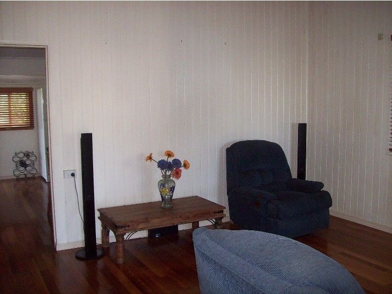 12 Smith Street, Proserpine QLD 4800