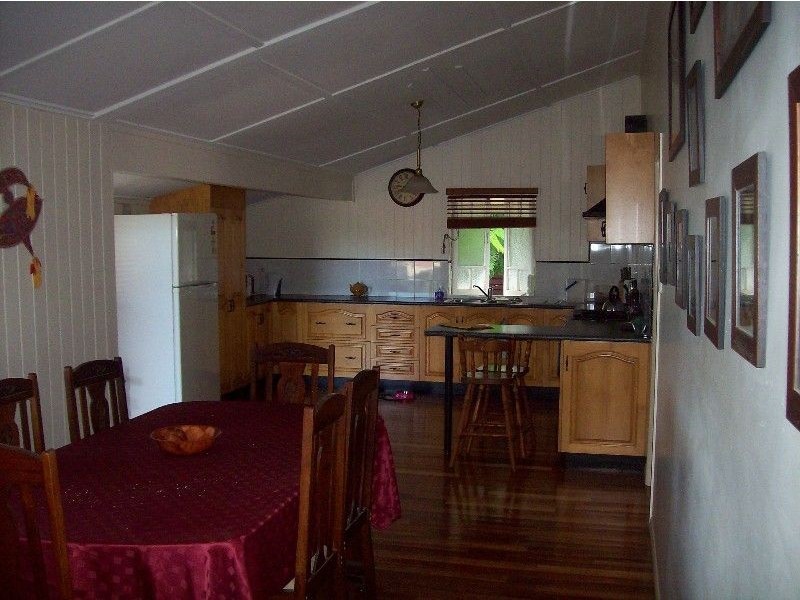 12 Smith Street, Proserpine QLD 4800