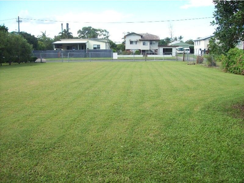 14 Smith Street, Proserpine QLD 4800