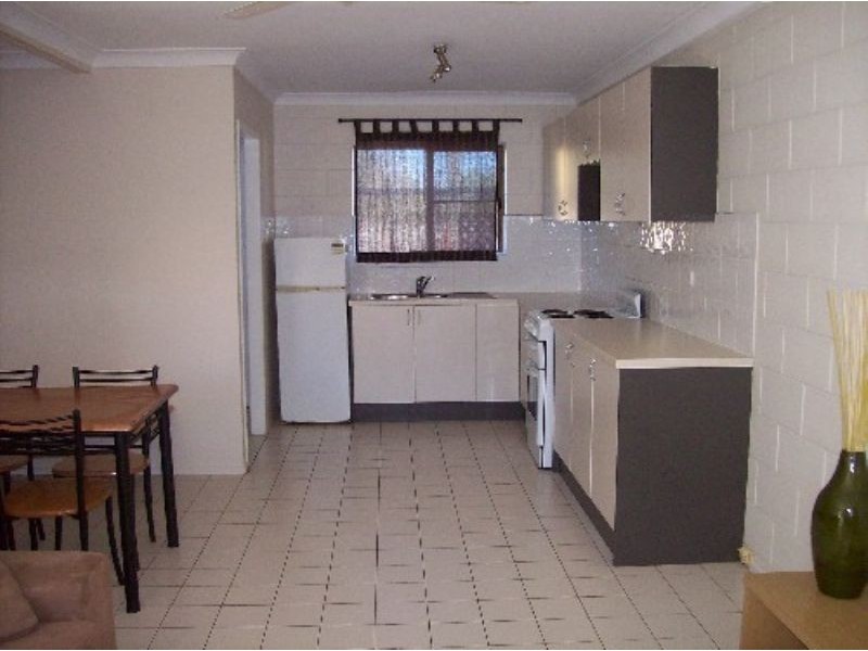 5/15 Hinschen Street, Proserpine QLD 4800