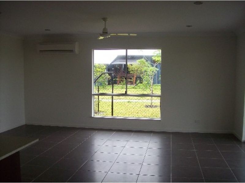 1/12  Calista Court, Proserpine QLD 4800