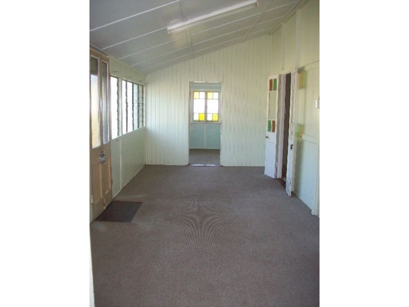 40 Herbert Street, Proserpine QLD 4800