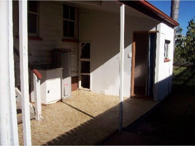 40 Herbert Street, Proserpine QLD 4800