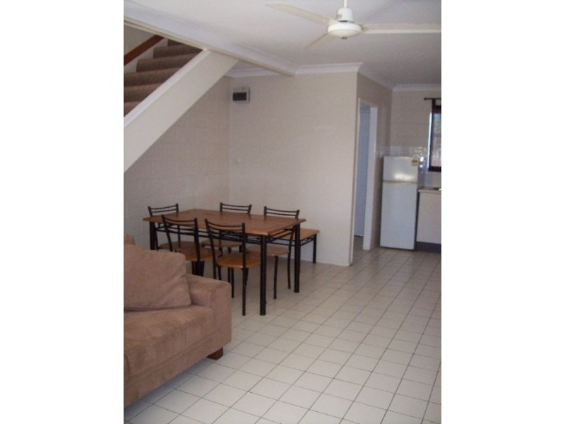 5/15 Hinschen Street, Proserpine QLD 4800