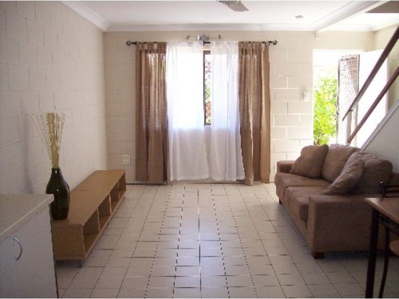 5/15 Hinschen Street, Proserpine QLD 4800
