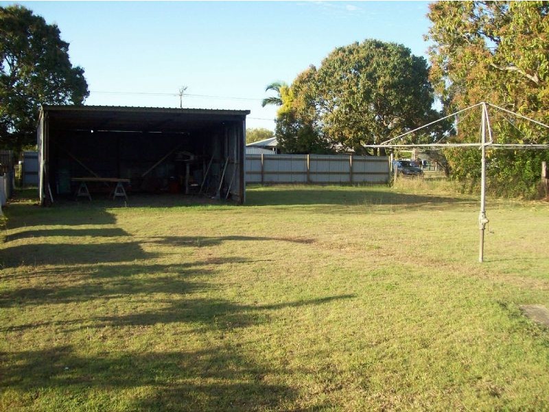 8 Phaff Street, Proserpine QLD 4800