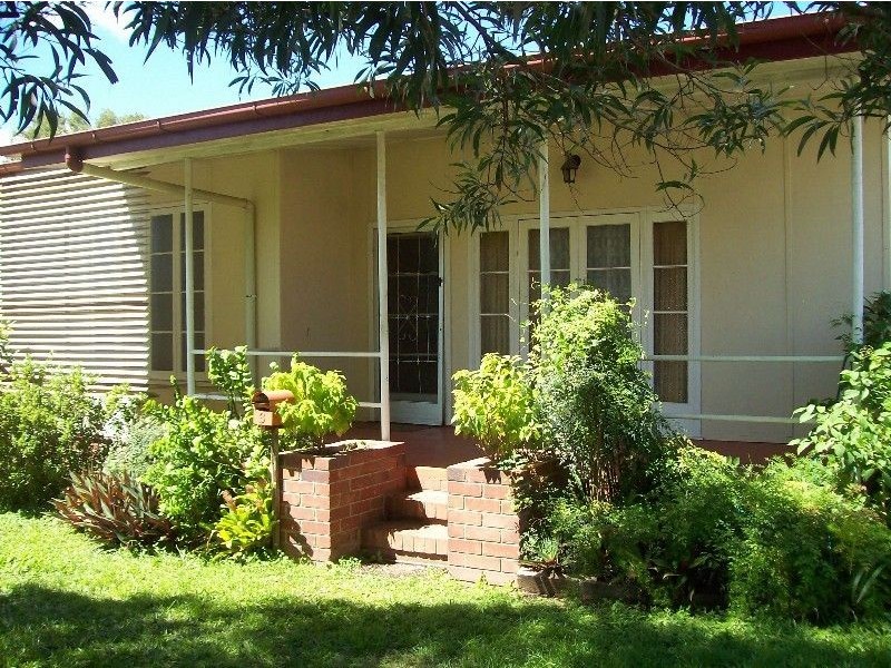 3 Herbert Street, Proserpine QLD 4800