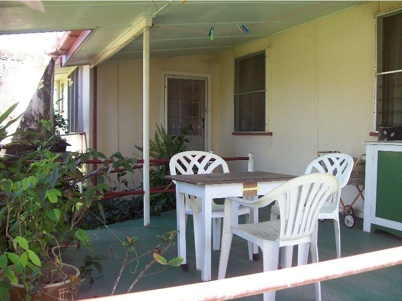 3 Herbert Street, Proserpine QLD 4800