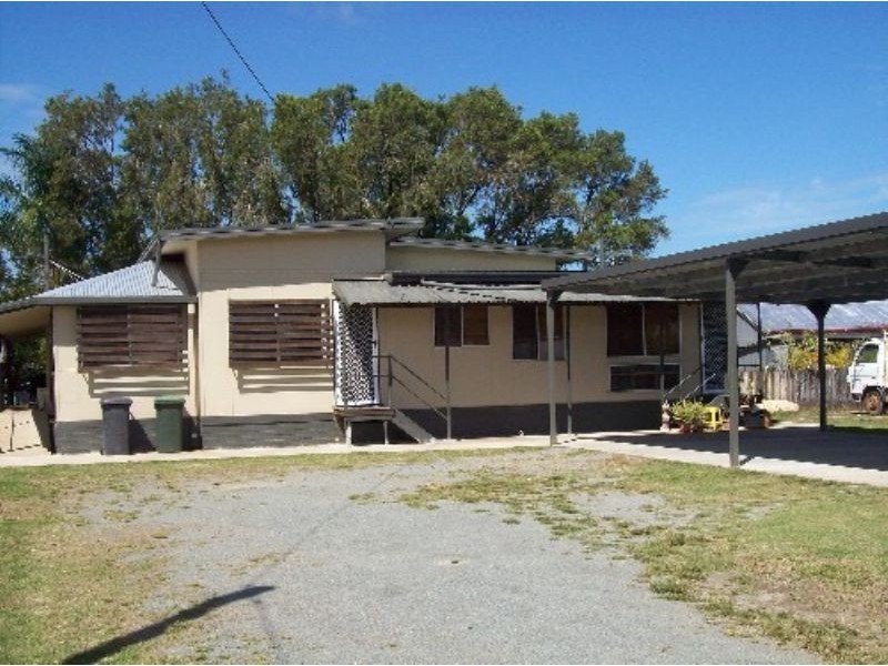 2/13 Dudley Road, Proserpine QLD 4800