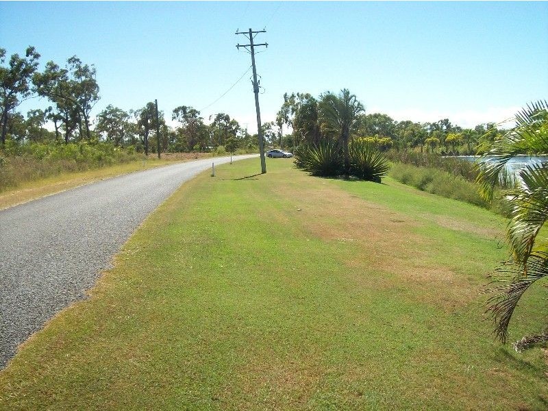 9 Lawson Street, Midge Point QLD 4799