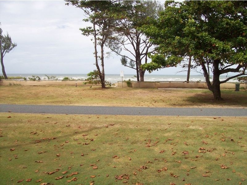 25 Nielsen Parade, Midge Point QLD 4799