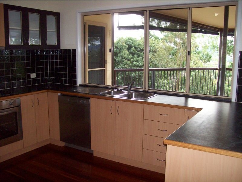 1016 Shute Harbour Road, Mount Marlow QLD 4800