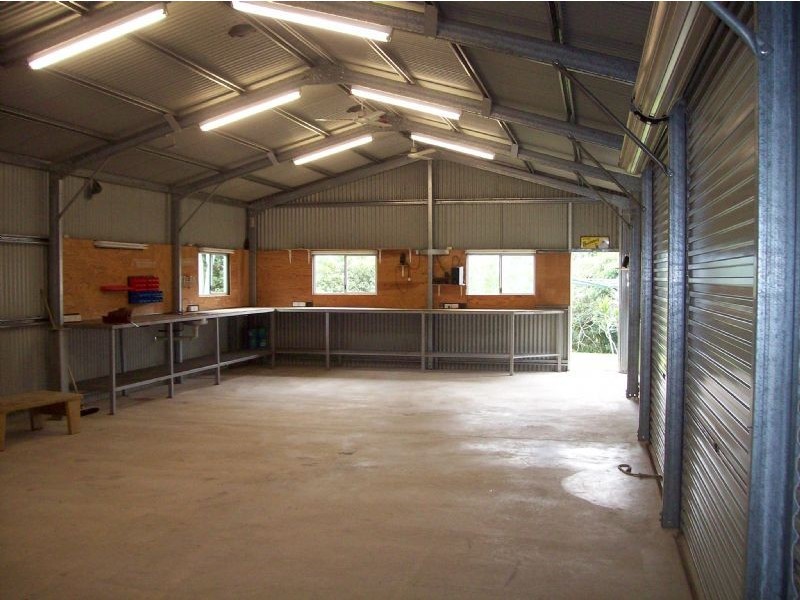 1016 Shute Harbour Road, Mount Marlow QLD 4800