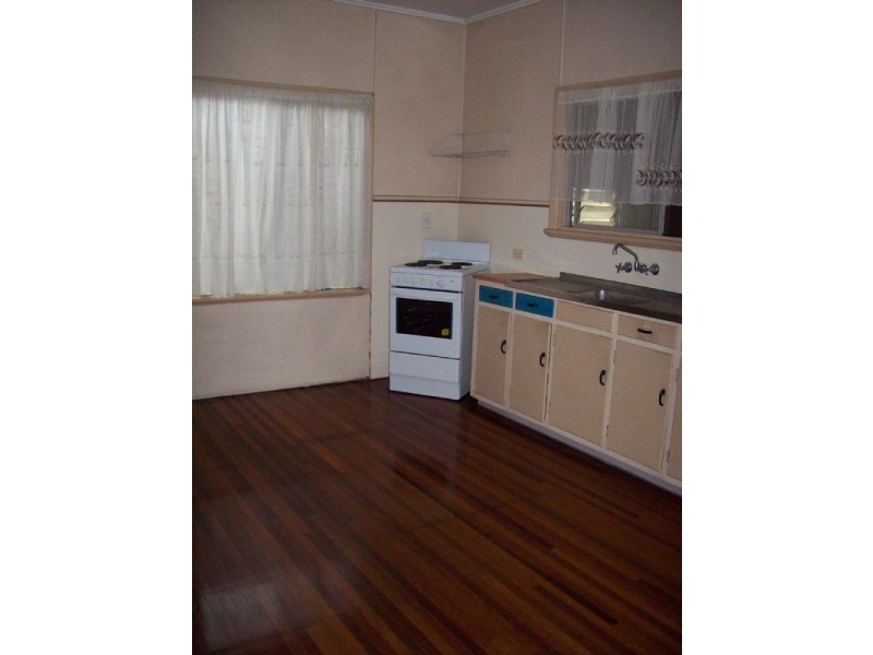 27B Chapman Street, Proserpine QLD 4800
