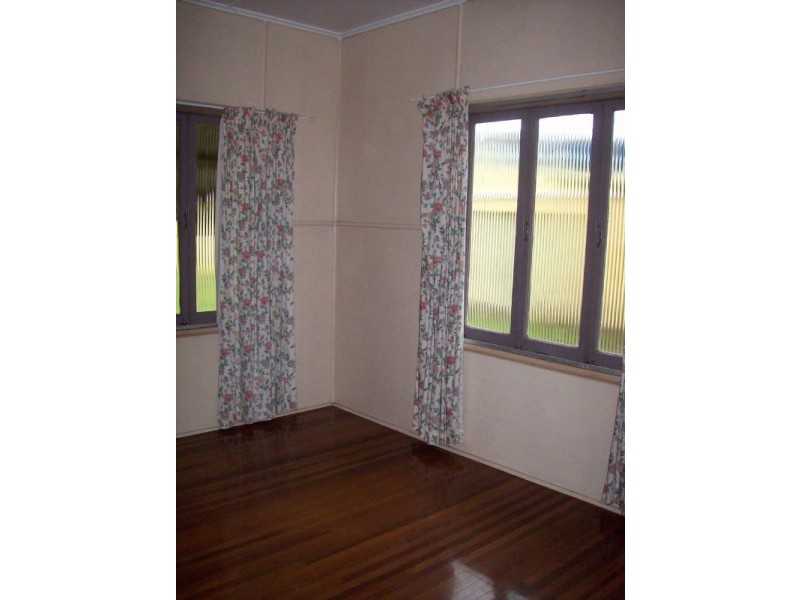 27B Chapman Street, Proserpine QLD 4800