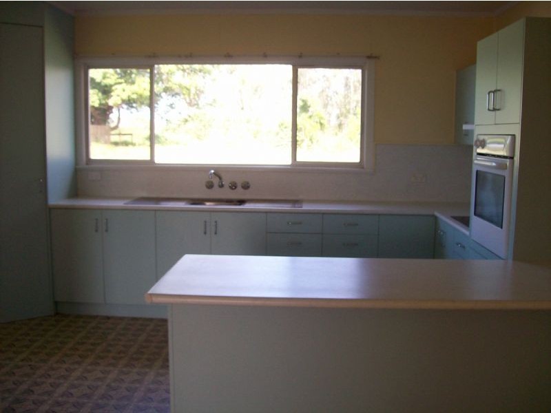 12123 Bruce Highway, Proserpine QLD 4800