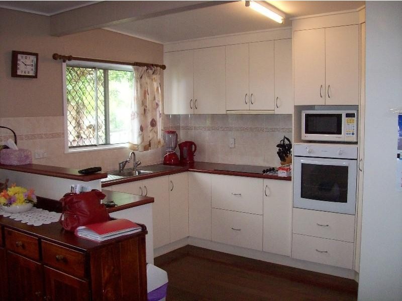 15 Usher Road, Mount Julian QLD 4800