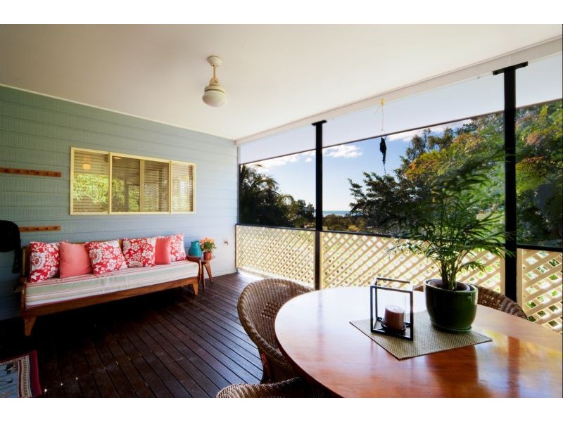 10 Arundel Court, Cannonvale QLD 4802