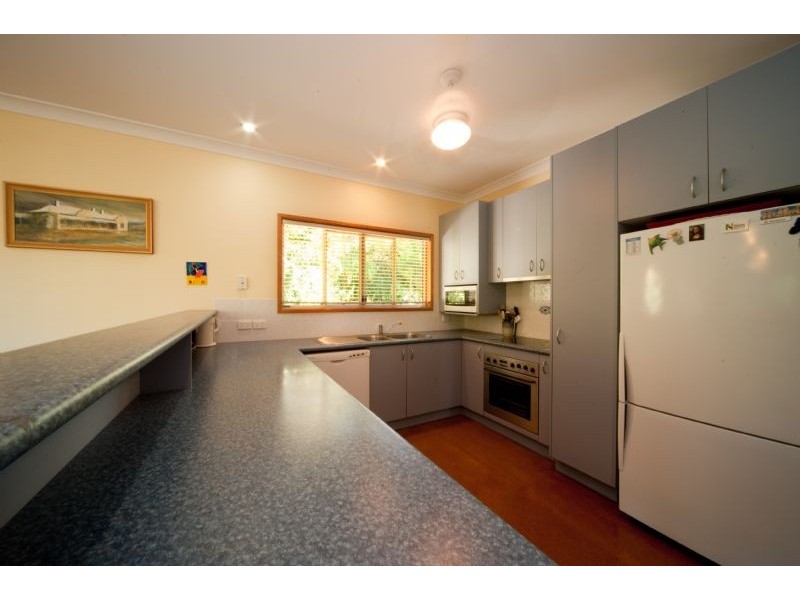 10 Arundel Court, Cannonvale QLD 4802