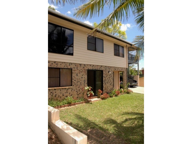 8 Grace Avenue, Cannonvale QLD 4802